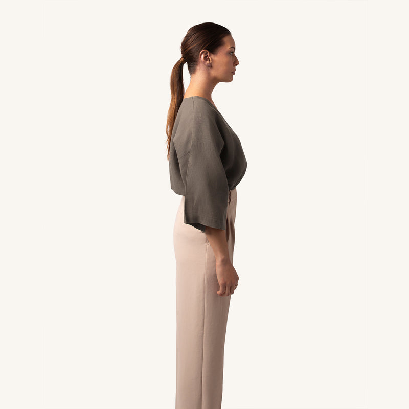 Woman's Ashfall Italian Linen T-Shirt