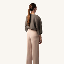 Woman's Ashfall Linen T-Shirt