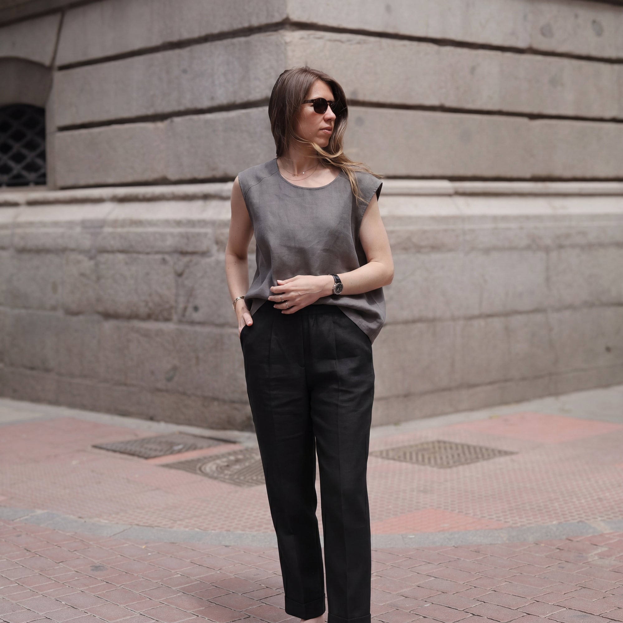 Elba Linen Pants in Obsidian Black