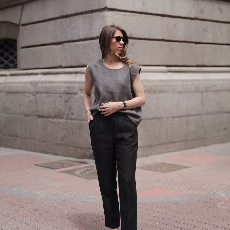 Elba Linen Pants in Obsidian Black