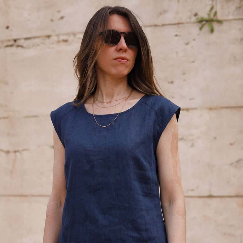 Sera Lino Top in Imperial Blue