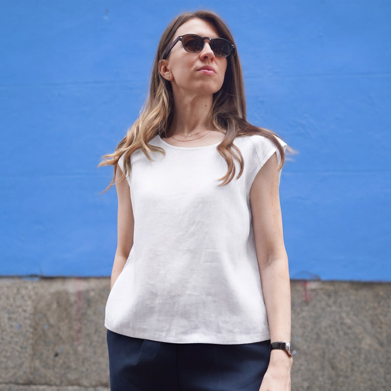 Sera Lino Top in Milkstone