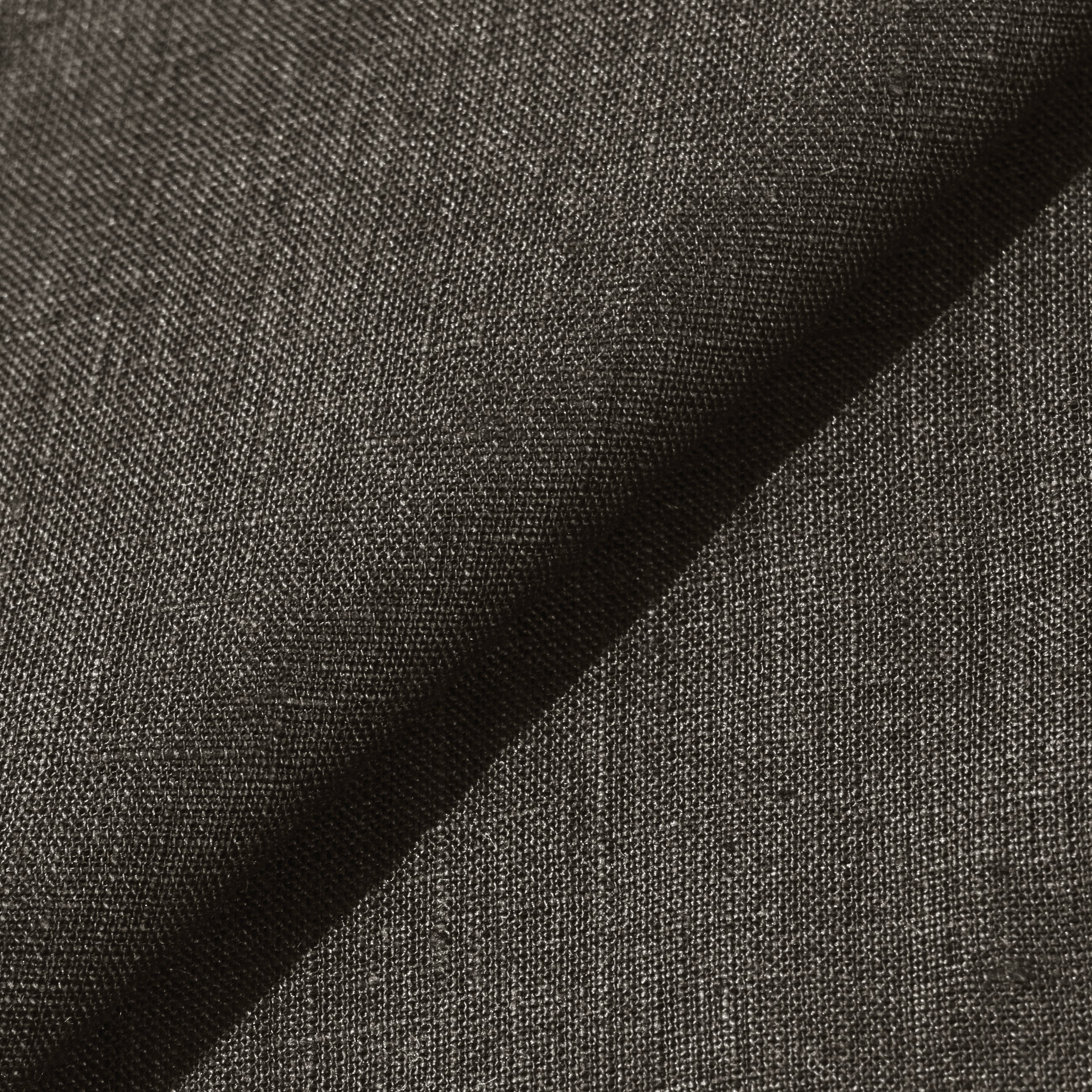 Rizvol Alba Ashfall Olive linen shirt, fabric details