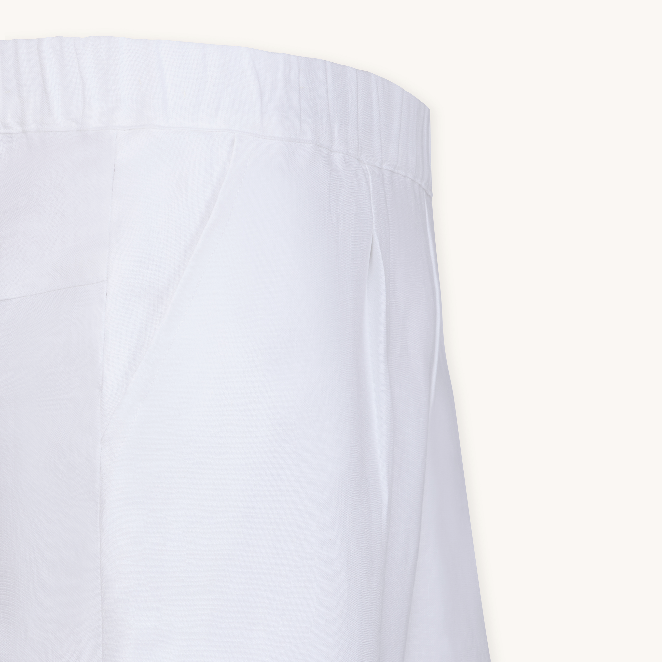Rizvol Alba Milkstone White linen pants, close-up