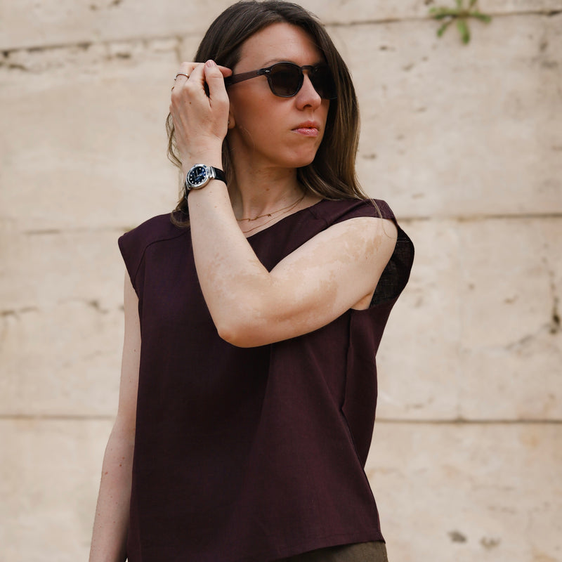 Model wearing Rizvol Merlot Linen women's top , full look